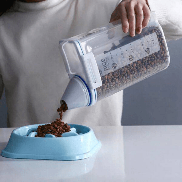 2L Plastic Food Storage Containers