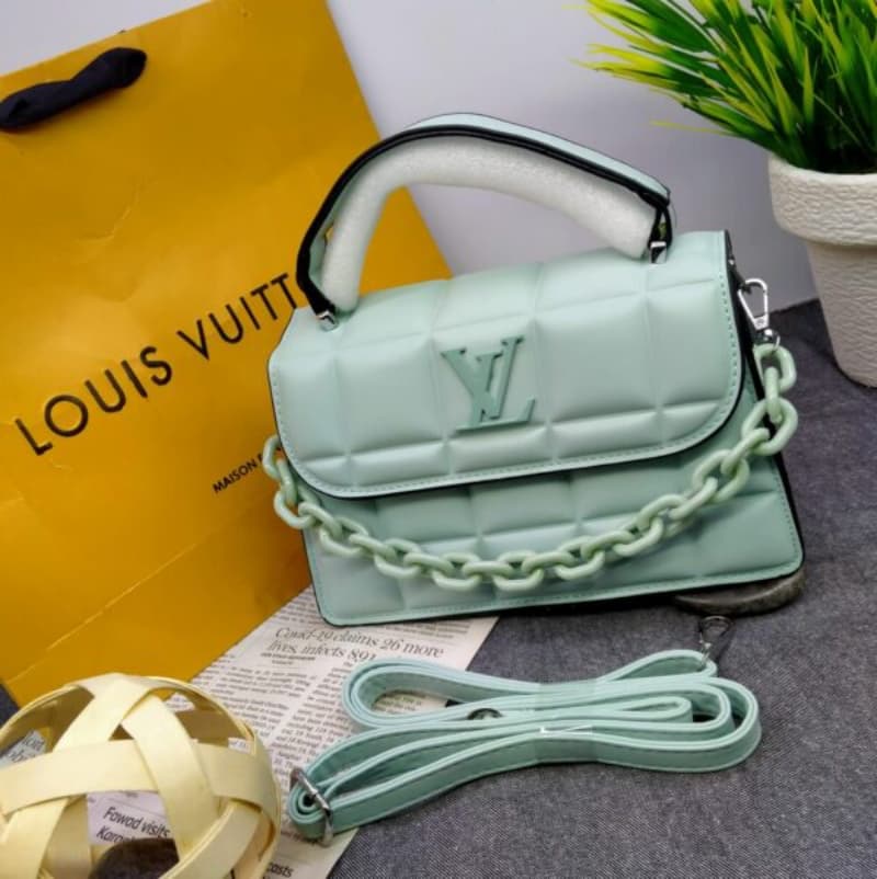 Louis Vuitton High Quality Crossbody Bag for Girls